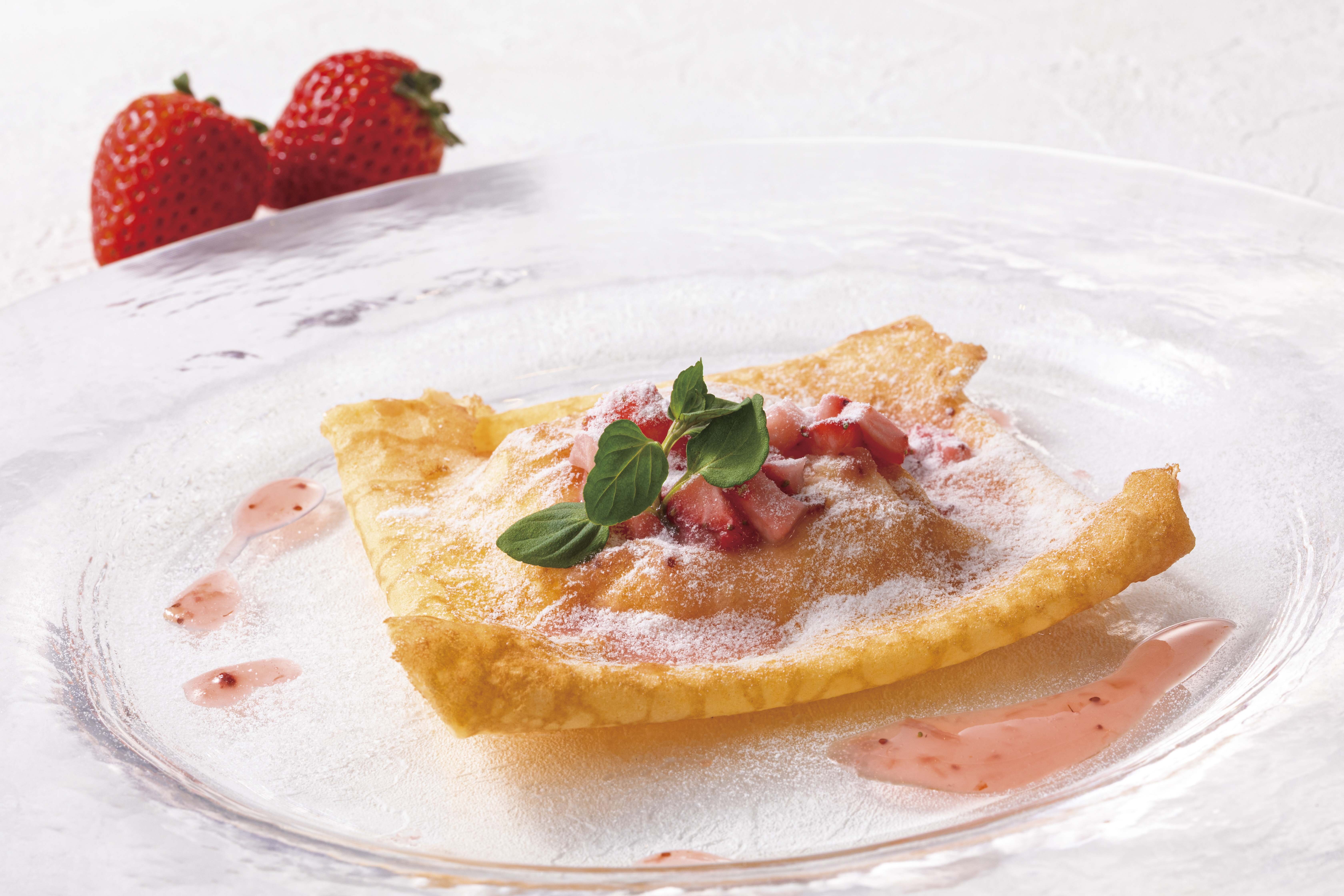 いちごのクレープガレット